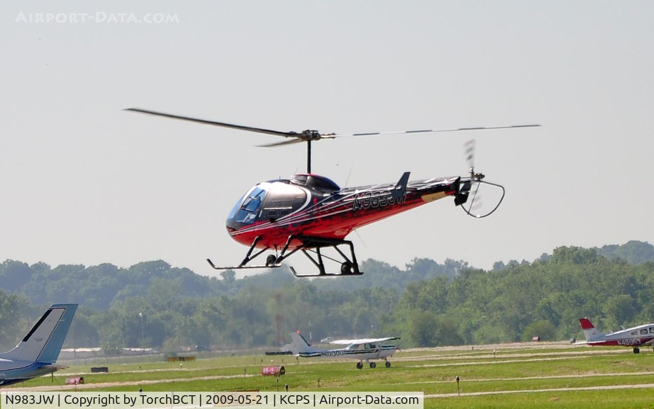 N983JW, 2007 Enstrom 280FX Shark C/N 2132, Enstrom 280FX hovering at KCPS.