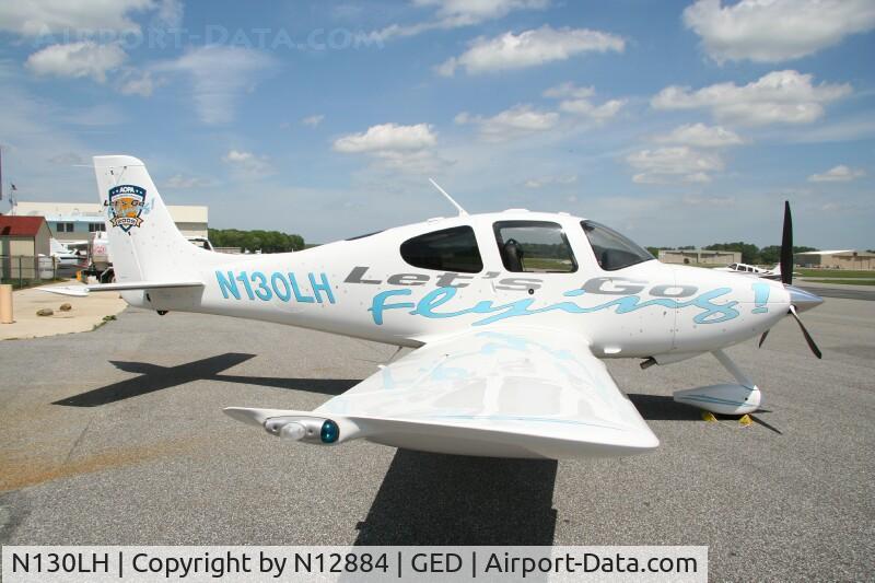 N130LH, 2005 Cirrus SR22 C/N 1451, AOPA plane at GED for Cirrus Open House