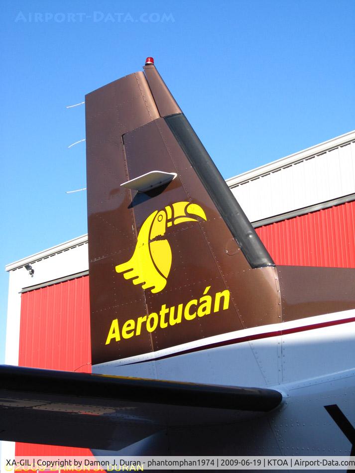 XA-GIL, Cessna 208B Grand Caravan C/N 208B-1088, Getting serviced at SWS at KTOA