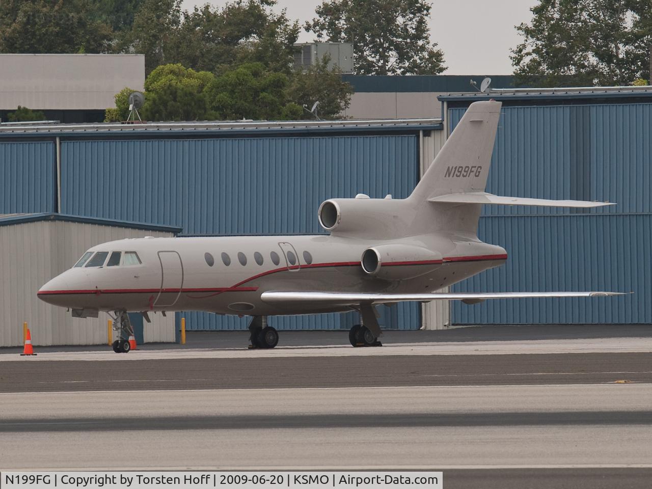 N199FG, 1992 Dassault Falcon 50 C/N 231, N199FG parked at KSMO