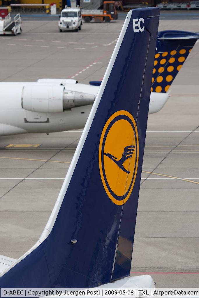 D-ABEC, 1991 Boeing 737-330 C/N 25149, Boeing 737-330
