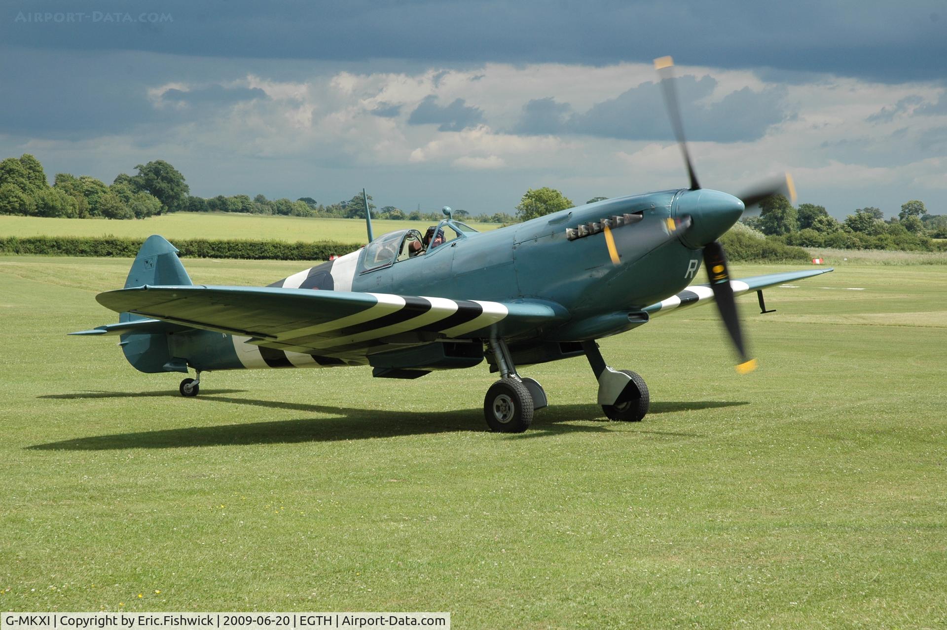G-MKXI, 1944 Supermarine 365 Spitfire PR.XI C/N 6S/504719, 3. G-MKXI (Hanger 11 Collection) at Shuttleworth Collection Evening Air Display June 09