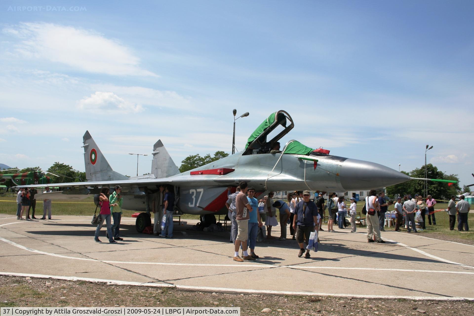 37, Mikoyan-Gurevich MiG-29 C/N 2960532383, BIAF 09 Bulgaria Plovdiv (Krumovo) LBPG Graf Ignatievo Military Air Base