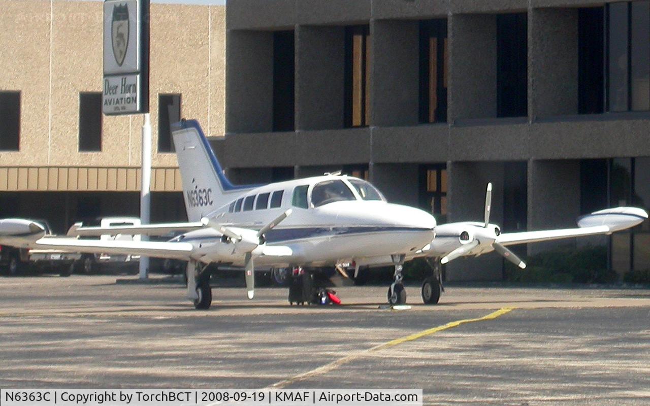 N6363C, 1972 Cessna 402B Utiliner C/N 402B0315, Cessna 402 at KMAF taken while landing on RWY 16L.