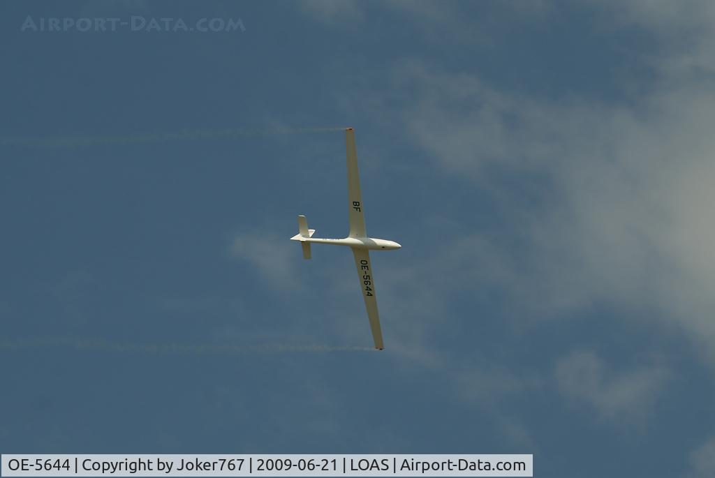 OE-5644, 1996 Elan SZD-59 C/N 3E474C84, Private SZD-59 Acro