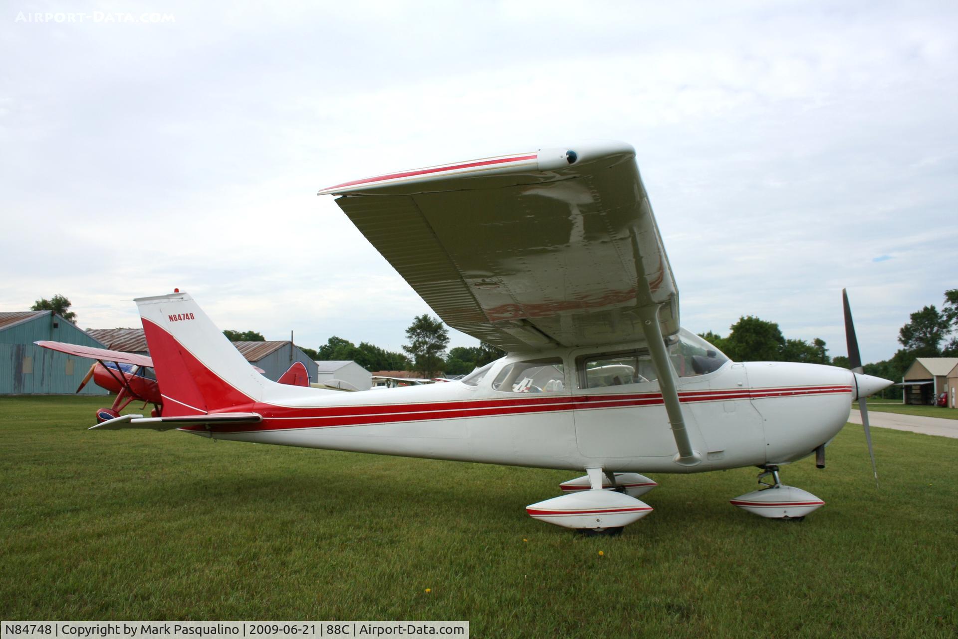 N84748, 1969 Cessna 172K Skyhawk C/N 17258600, Cessna 172