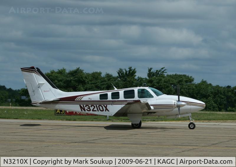N3210X, 1997 Raytheon Aircraft Company 58 C/N TH-1815, N3210X @ KAGC