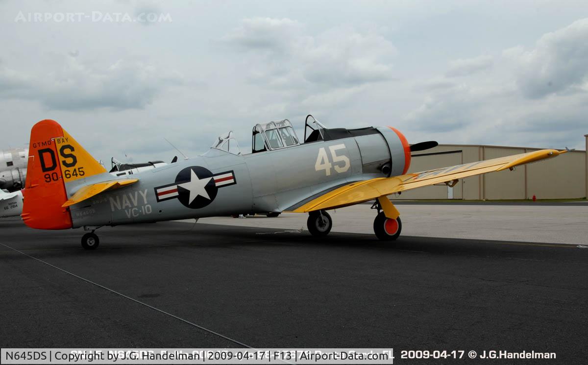 N645DS, 1944 North American SNJ-5 Texan Texan C/N 88-17678, at Punta Gorda FL