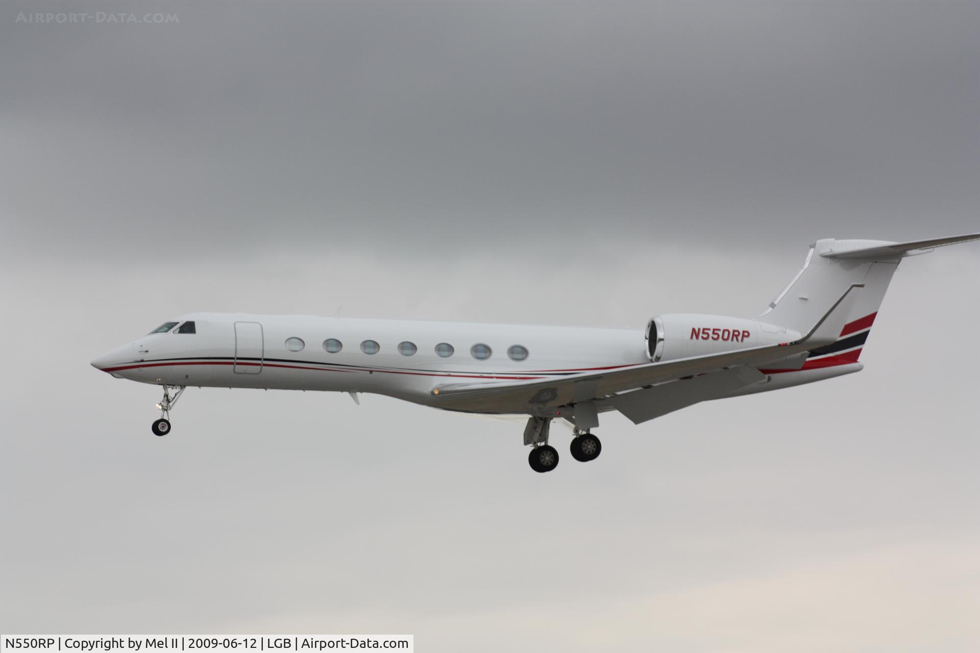 N550RP, 2008 Gulfstream Aerospace GV-SP (G550) C/N 5184, Landing RWY 30 @ KLGB from KLAX