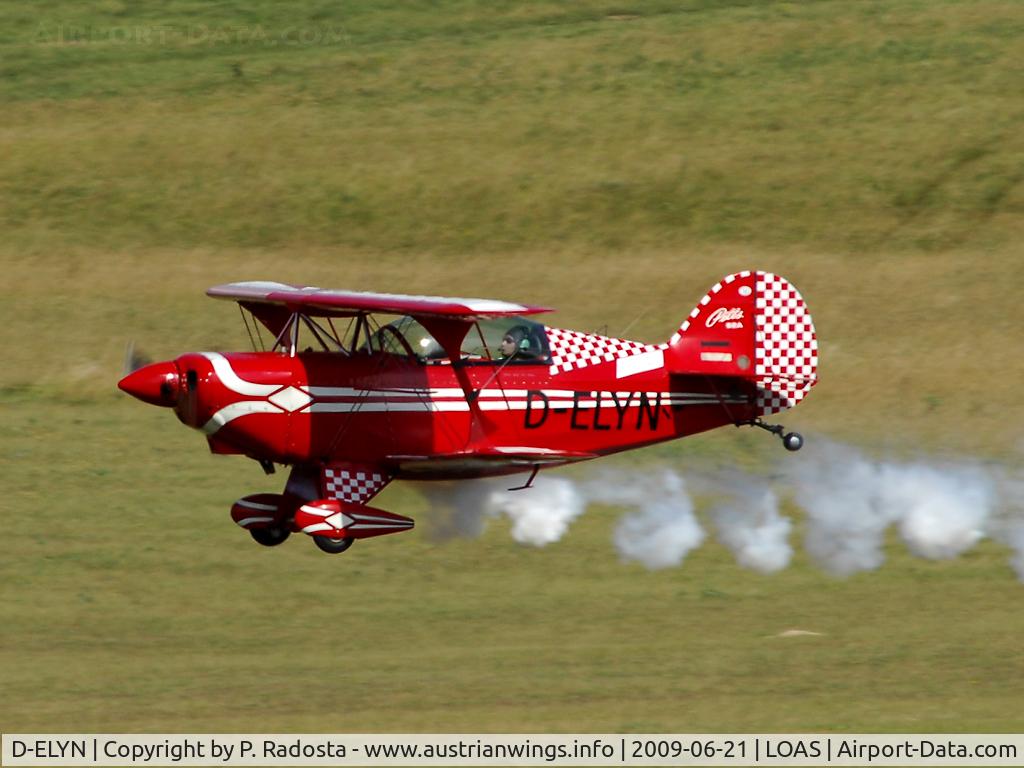 D-ELYN, 1971 Aerotek Pitts S-2A Special C/N 2005, Pitts Special of the Austrian Aerobaticteam at 