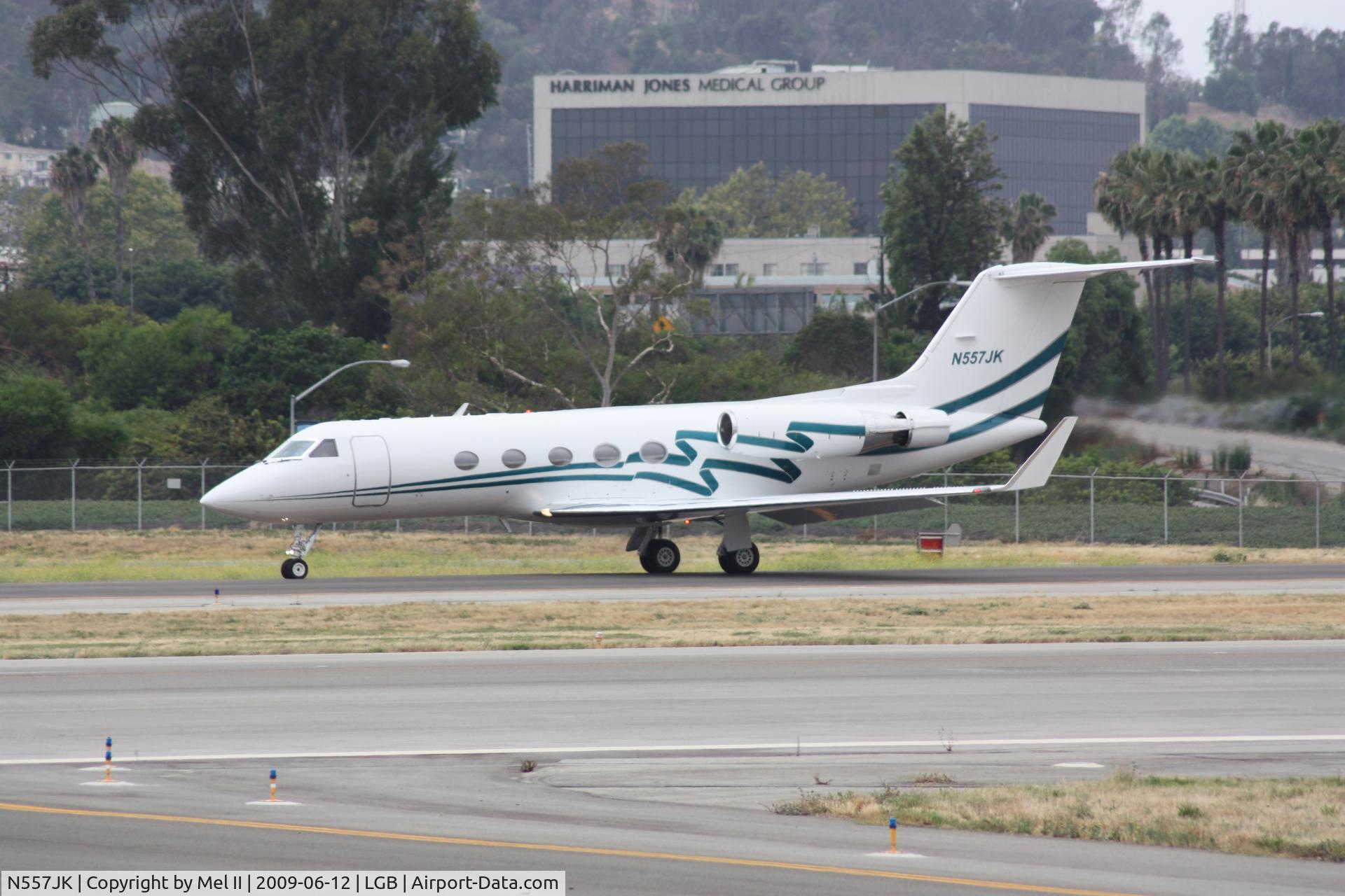 N557JK, 1982 Gulfstream Aerospace G-1159A Gulfstream III C/N 340, Taxiing For Departure RWY 30