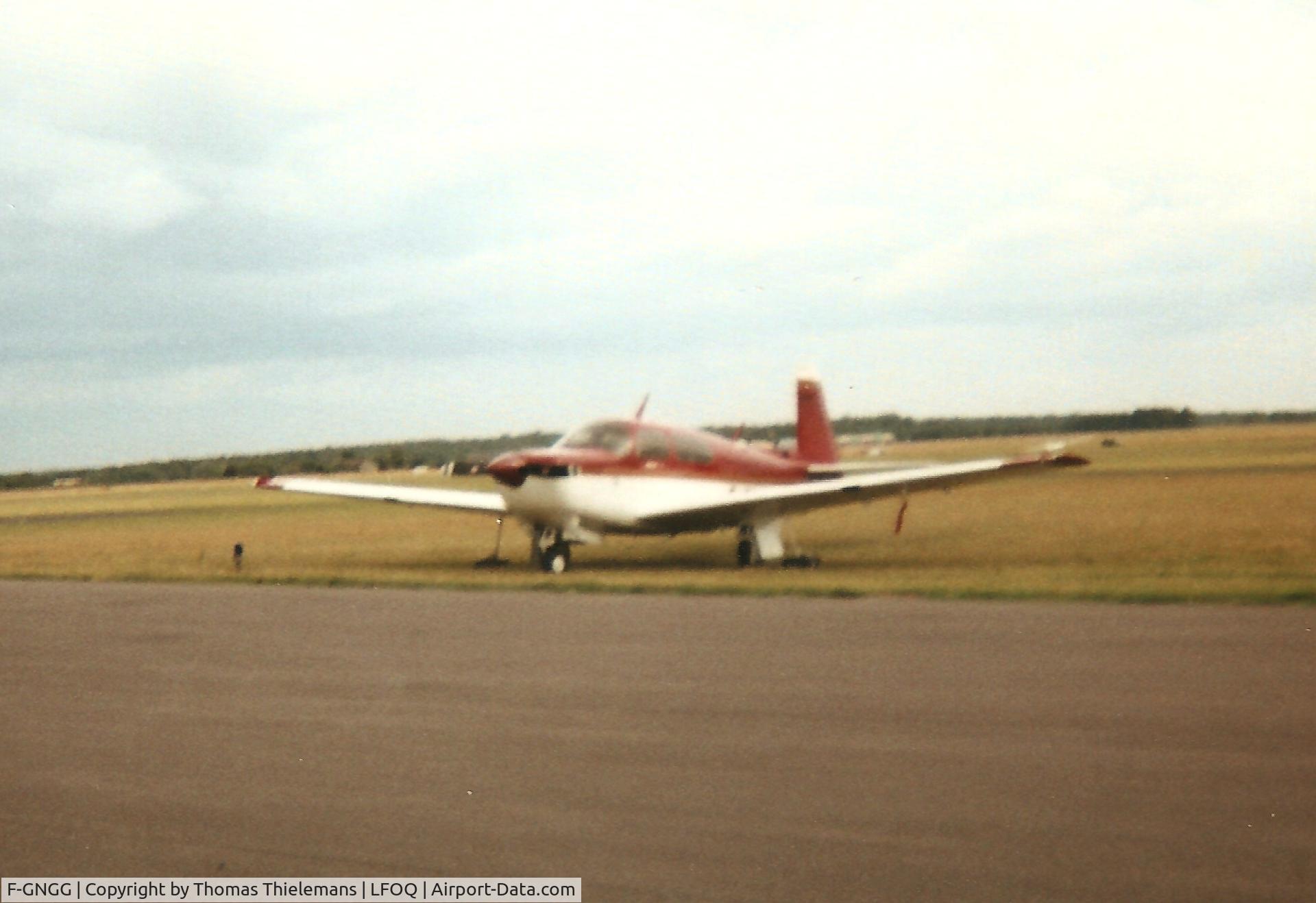 F-GNGG, Mooney M20J 201 C/N 24-3216, /
