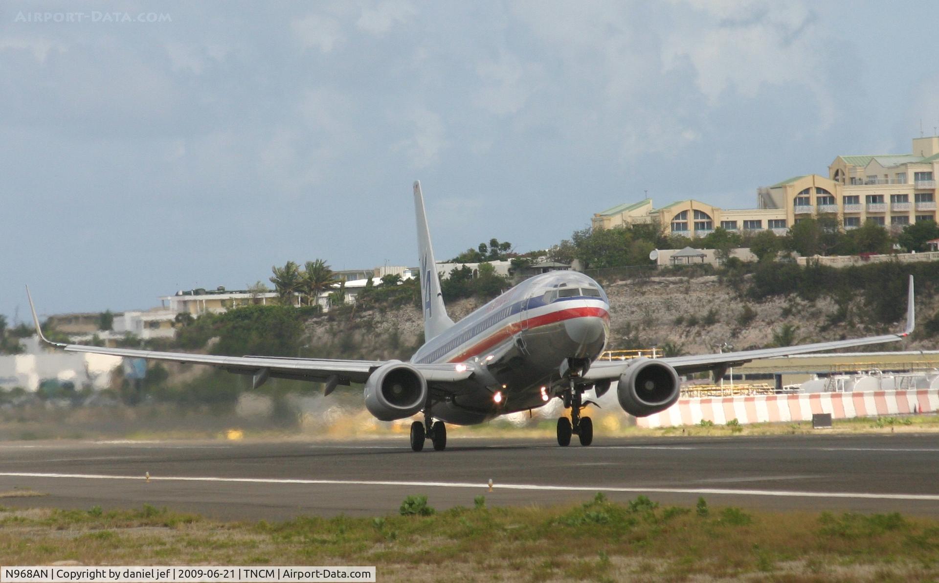 N968AN, 2001 Boeing 737-823 C/N 30095, on rotation out of St maarten