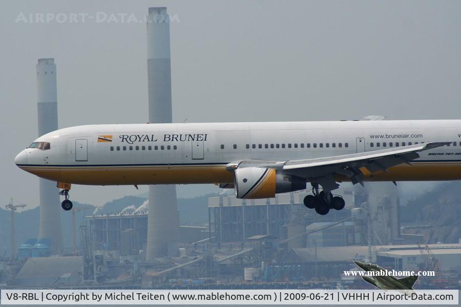 V8-RBL, 1993 Boeing 767-33A/ER C/N 27189, Royal Brunei