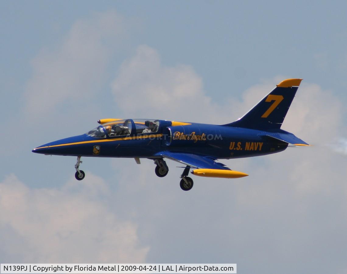 N139PJ, 1982 Aero L-39 Albatros C/N 232226, L-39