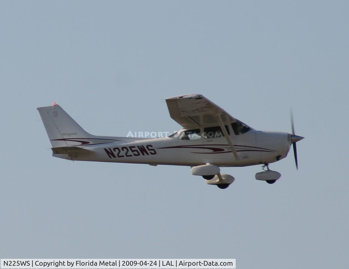 N225WS, 2005 Cessna 172S C/N 172S9800, Cessna 172S