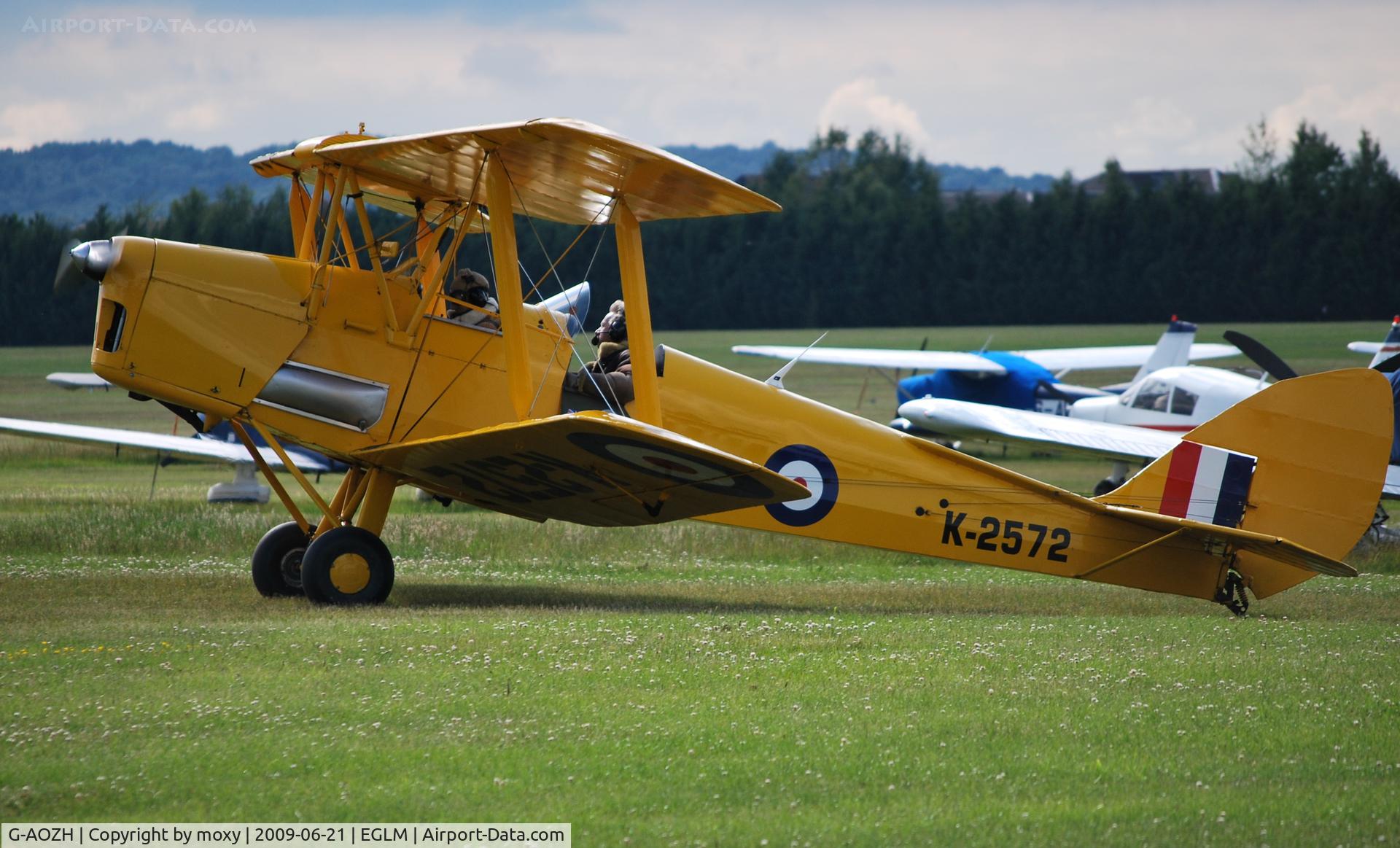G-AOZH, 1944 De Havilland DH-82A Tiger Moth II C/N 86449, Tiger Moth at White Waltham