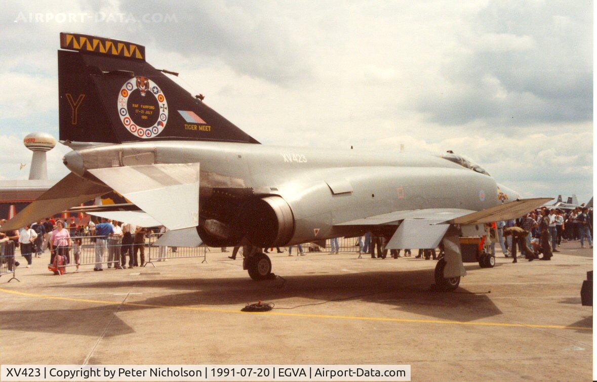XV423, 1969 McDonnell Douglas Phantom FGR2 C/N 3075/9253, Phantom FGR.2 of 74 Squadron, hosts of the Tiger Meet at the 1991 Intnl Air Tattoo at RAF Fairford.