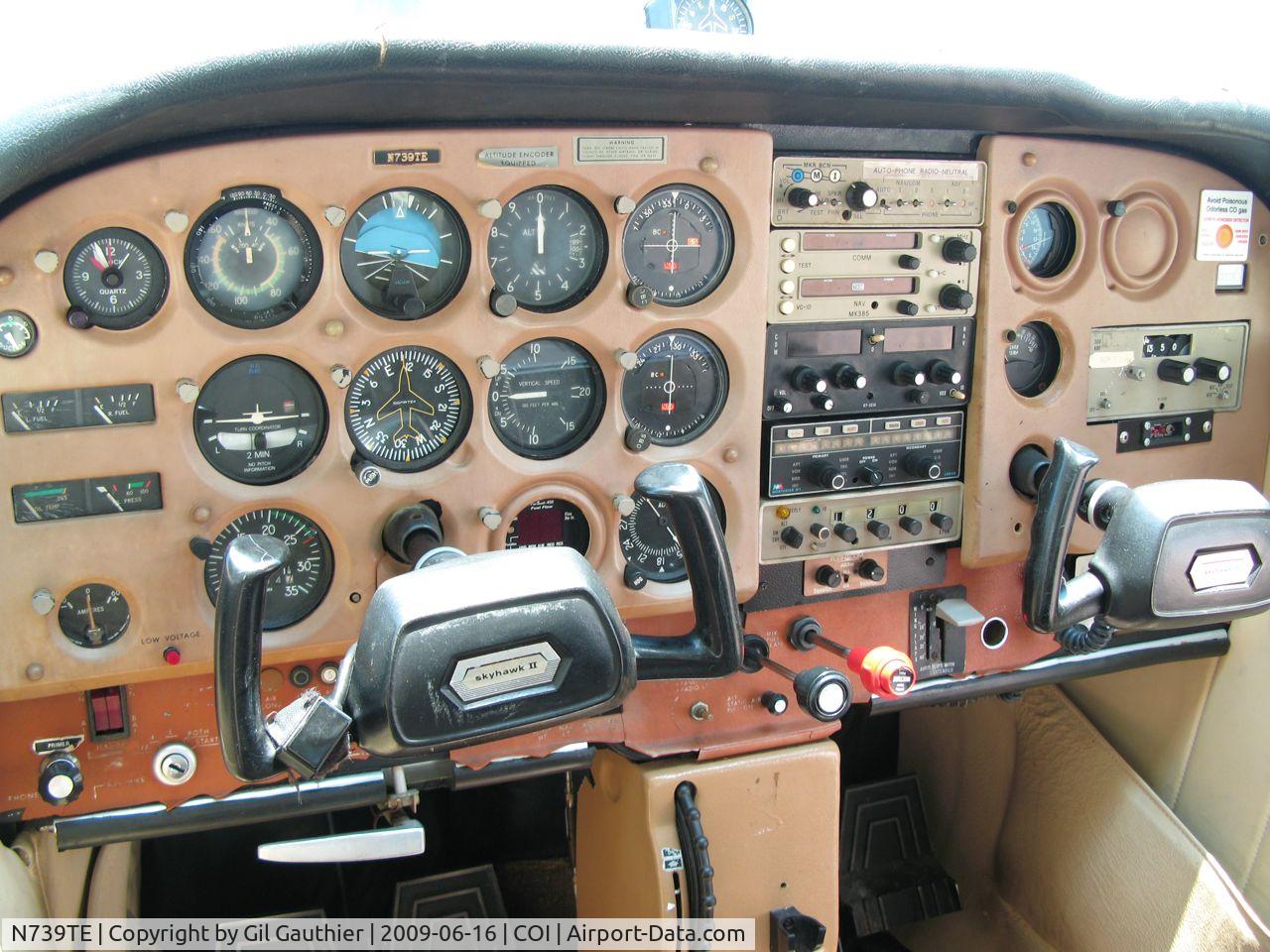 N739TE, 1978 Cessna 172N C/N 17270786, Cockpit of N739TE