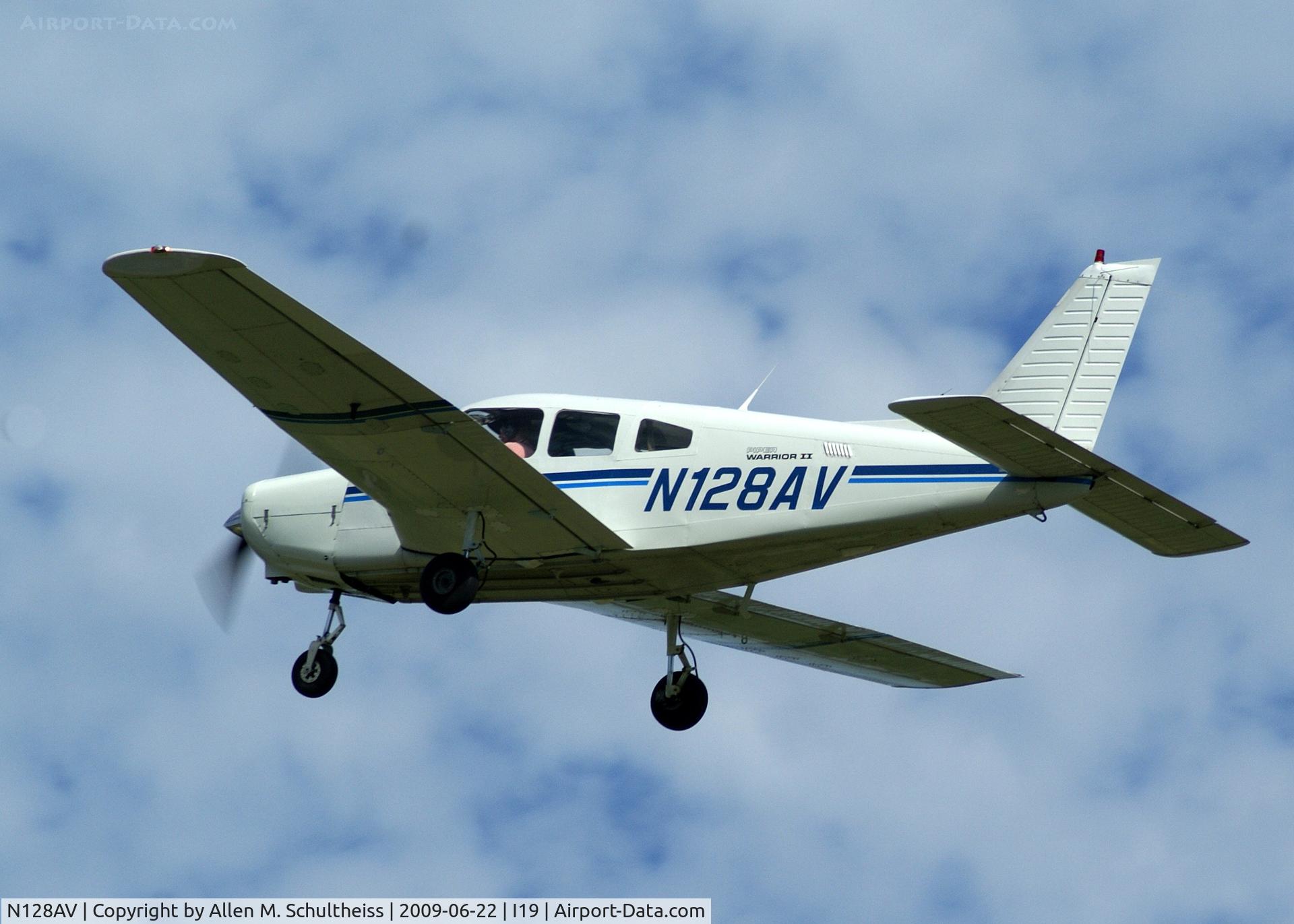 N128AV, 1984 Piper PA-28 C/N 28-8516007, 1984 PA-28