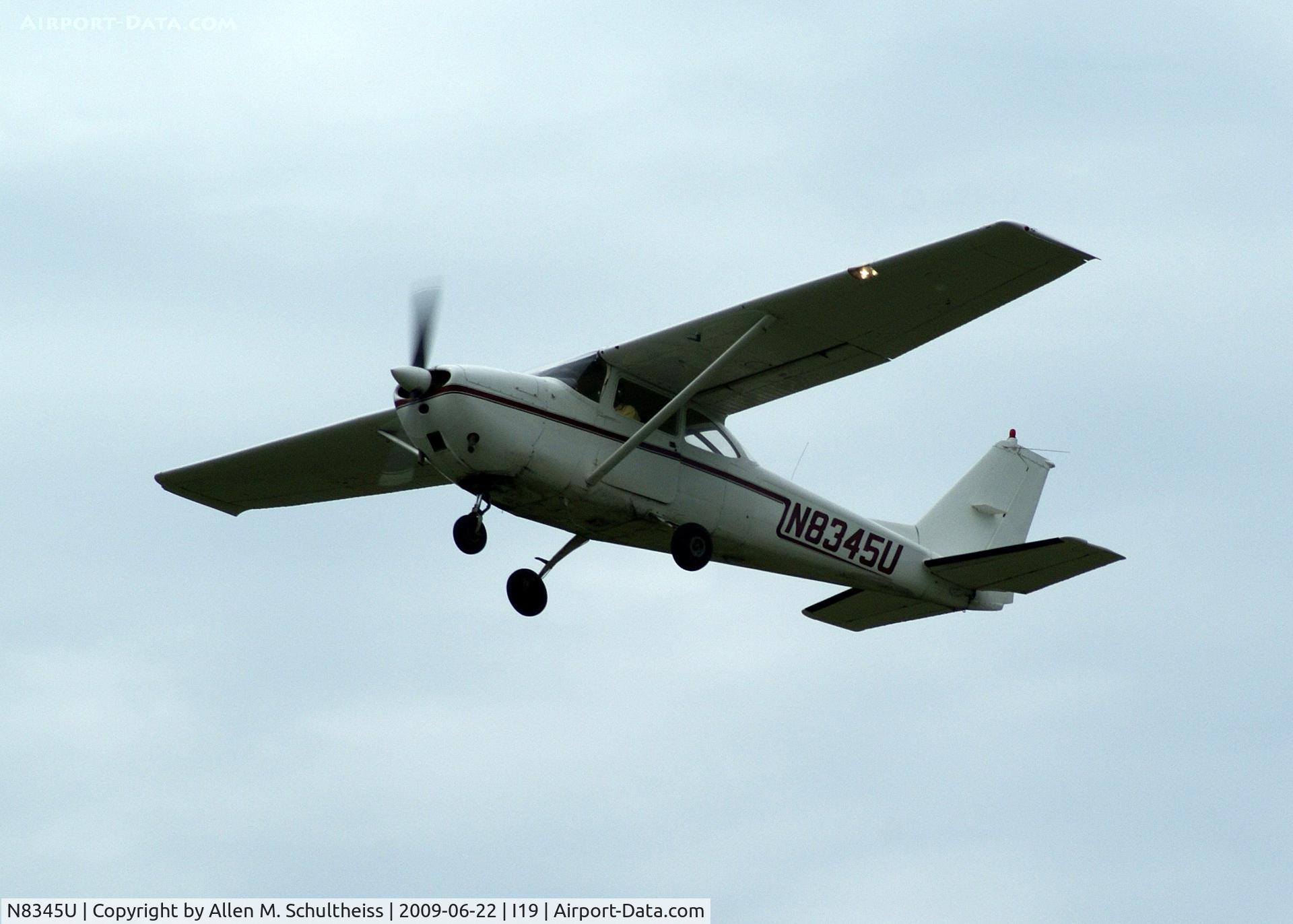 N8345U, 1964 Cessna 172F C/N 17252245, 1964 C172