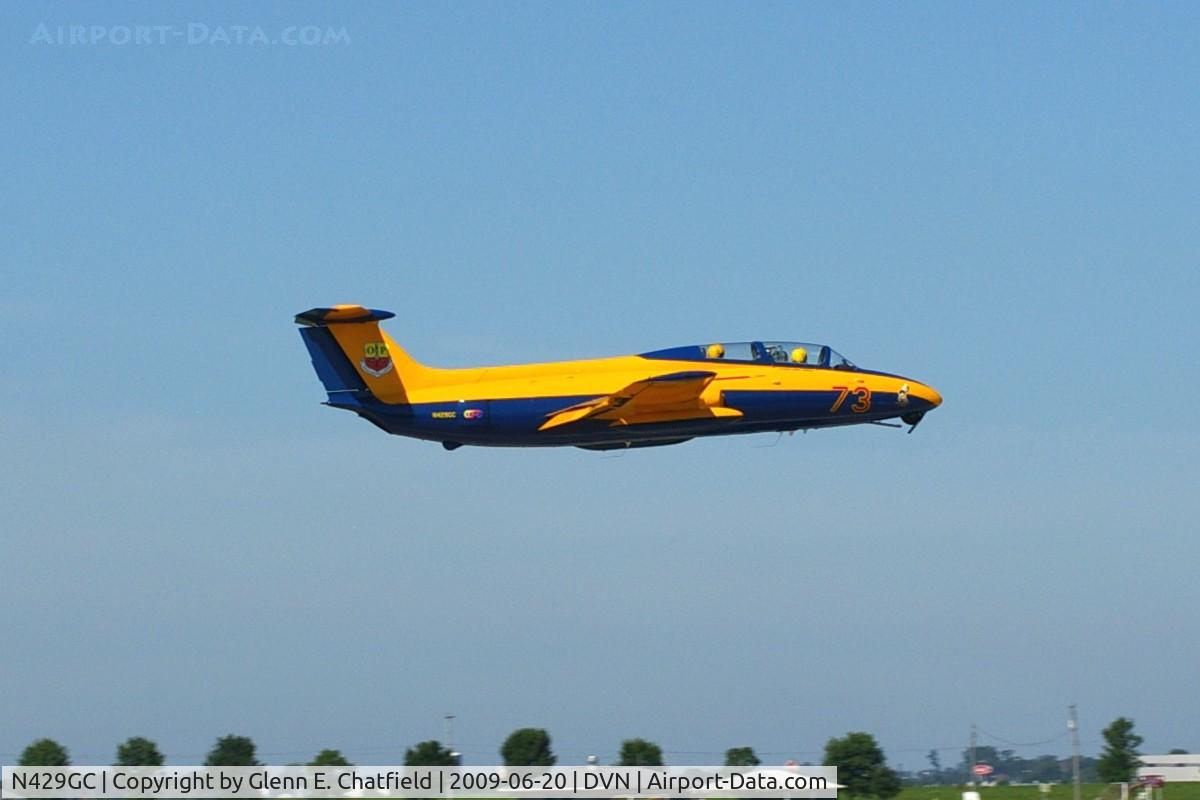 N429GC, 1964 Aero L-29 Delfin C/N 591311, Quad Cities Air Show, Belongs to the engineering department, University of Iowa