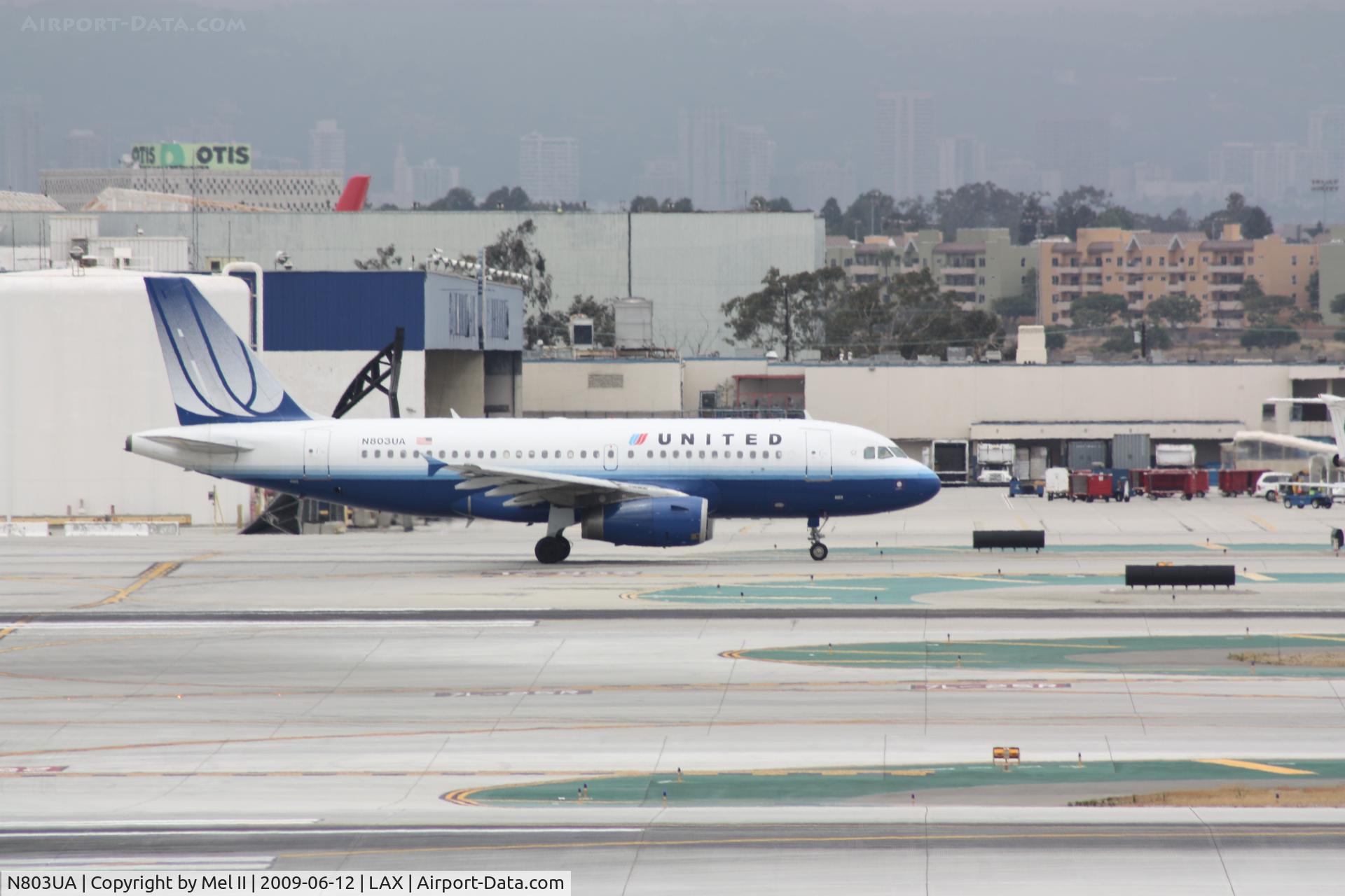 N803UA, 1997 Airbus A319-131 C/N 748, Taxiing To Gate