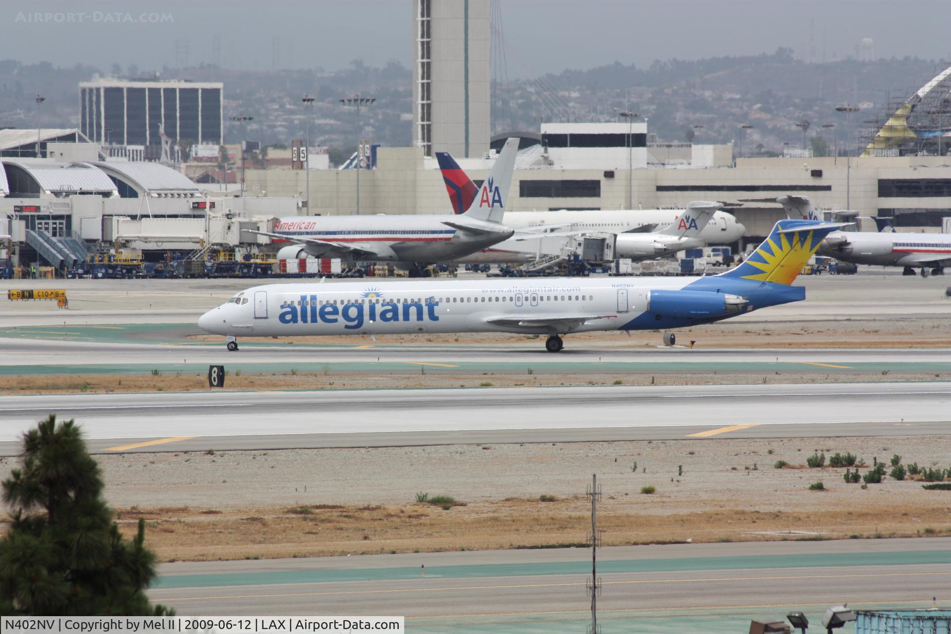 N402NV, 1989 McDonnell Douglas MD-88 C/N 49763, AAY337 - KBIL-KLAX - Landing RWY 25L