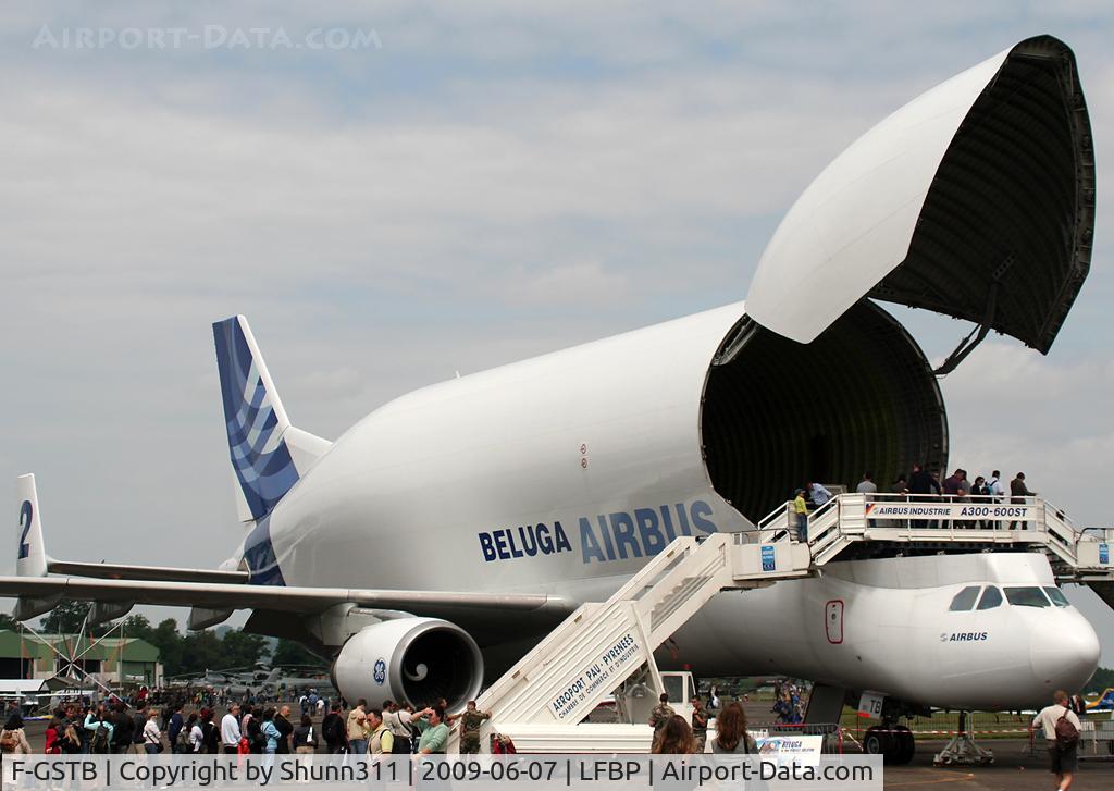 F-GSTB, 1996 Airbus A300B4-608ST Super Transporter C/N 751, Displayed during LFBP Open Day 2009