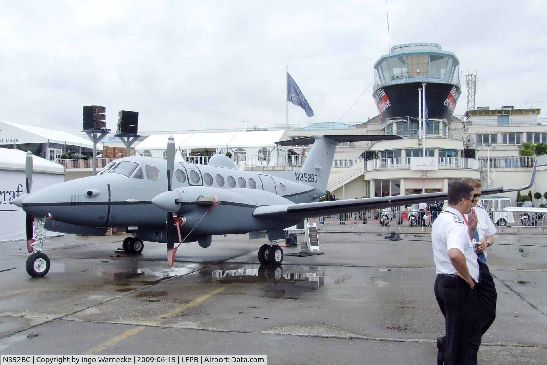 N352BC, 2005 Beechcraft MC-12 Huron (350ER King Air) C/N FL-463, Hawker Beechcraft/L-3 Integrated System King Air 350ER ISR (Intelligence, Surveillance, Reconnaissance) Prototype at the Aerosalon 2009, Paris