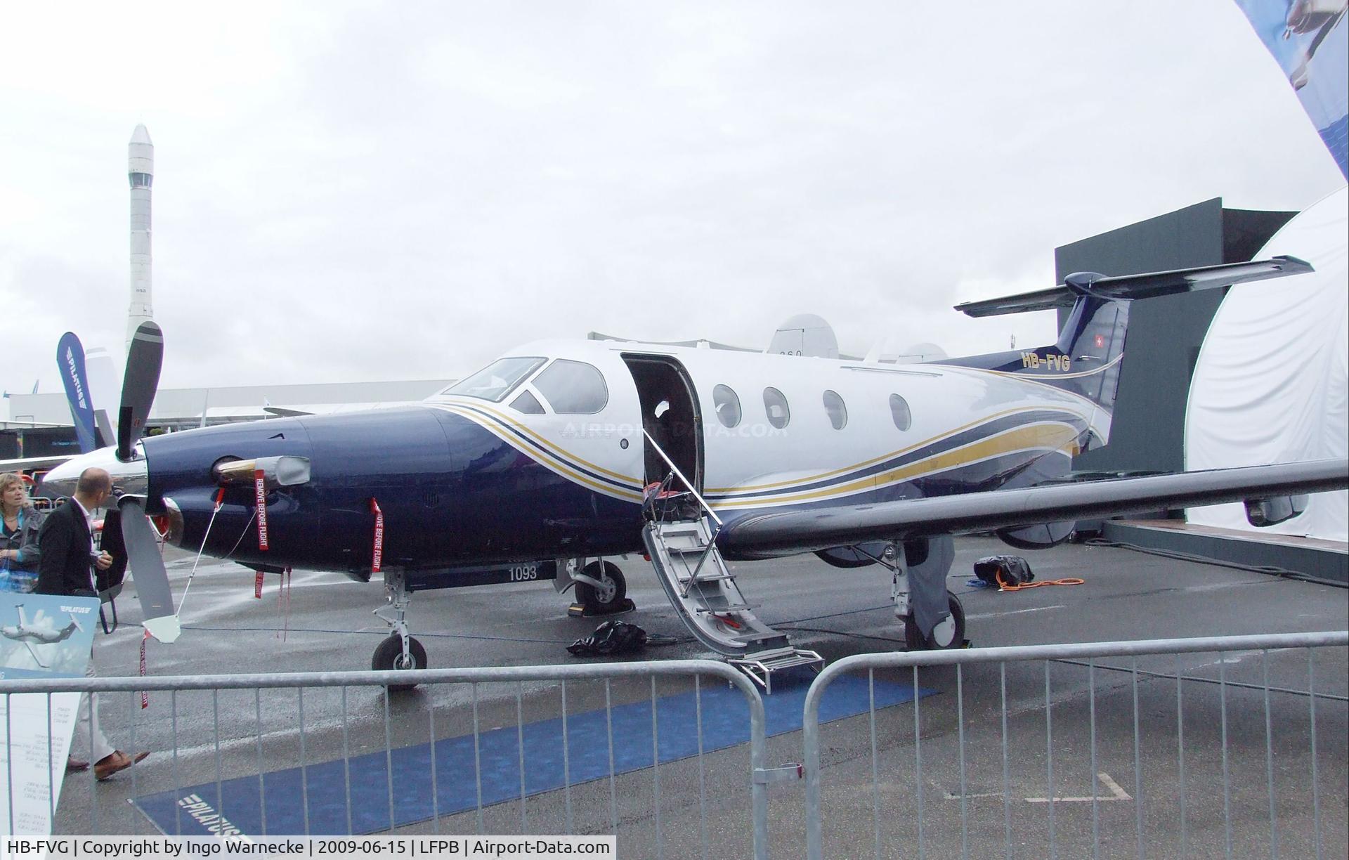 HB-FVG, 2008 Pilatus PC-12/47E C/N 1083, Pilatus PC-12 at the Aerosalon 2009, Paris