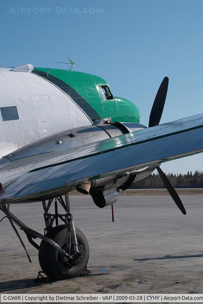C-GWIR, 1942 Douglas C-47A-20-DL (DC-3) C/N 9371, Buffalo Airways DC3