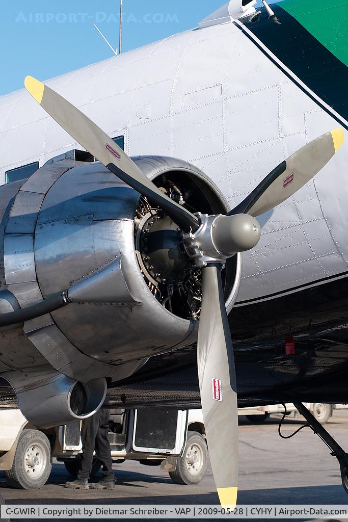 C-GWIR, 1942 Douglas C-47A-20-DL (DC-3) C/N 9371, Buffalo Airways DC3