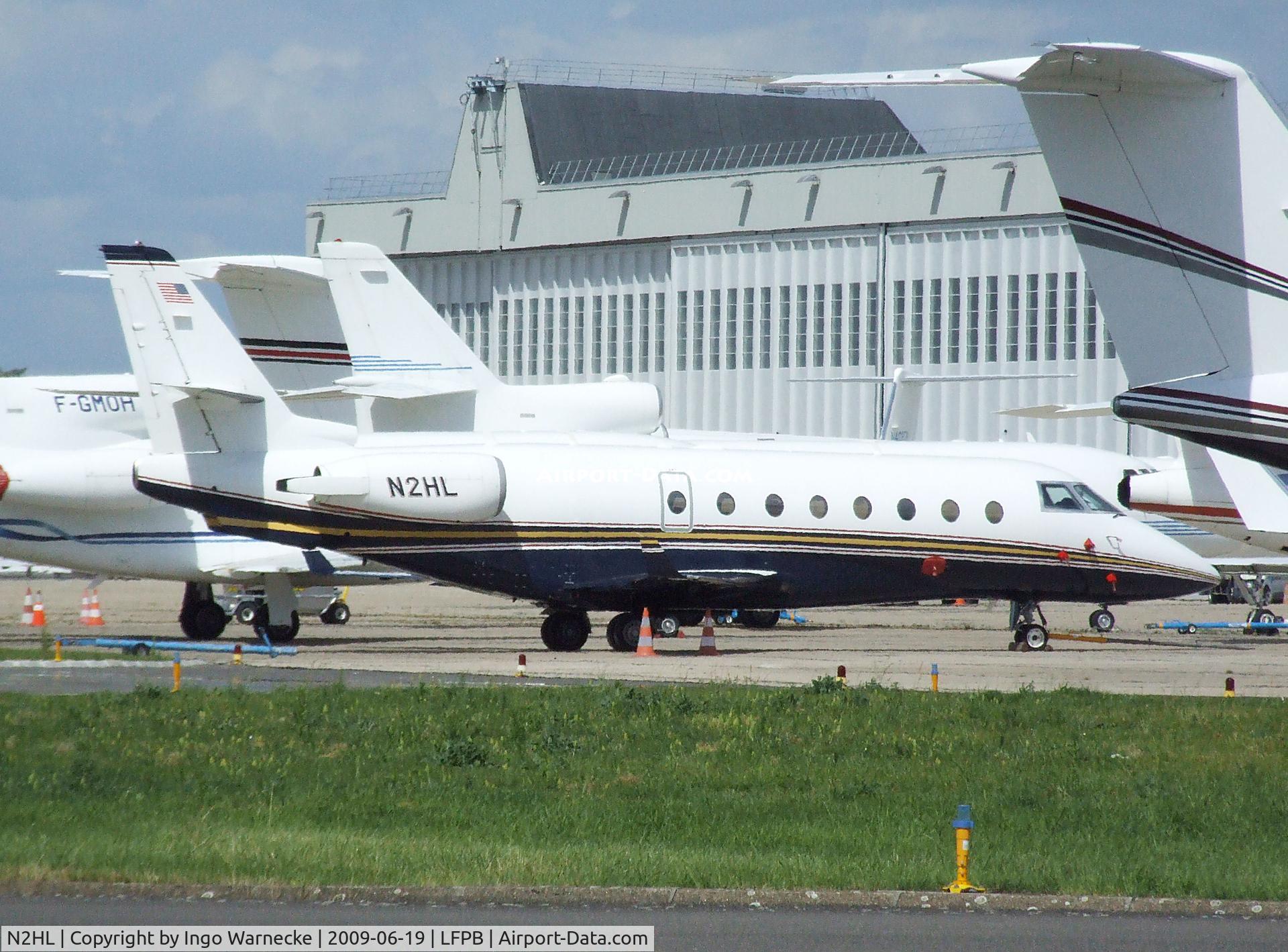 N2HL, 2004 Israel Aircraft Industries Gulfstream 200 C/N 091, IAI Gulfstream G200 at Le-Bourget airport during the Aerosalon 2009, Paris