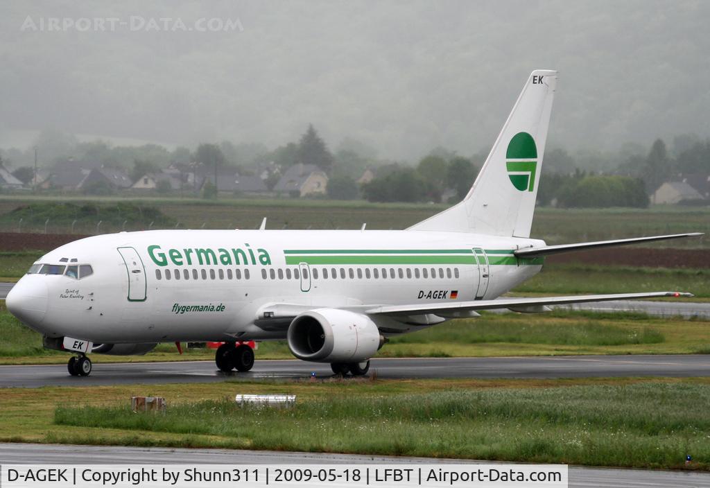 D-AGEK, 1991 Boeing 737-3M8 C/N 25015, Taxiing to the terminal after landing rwy 20