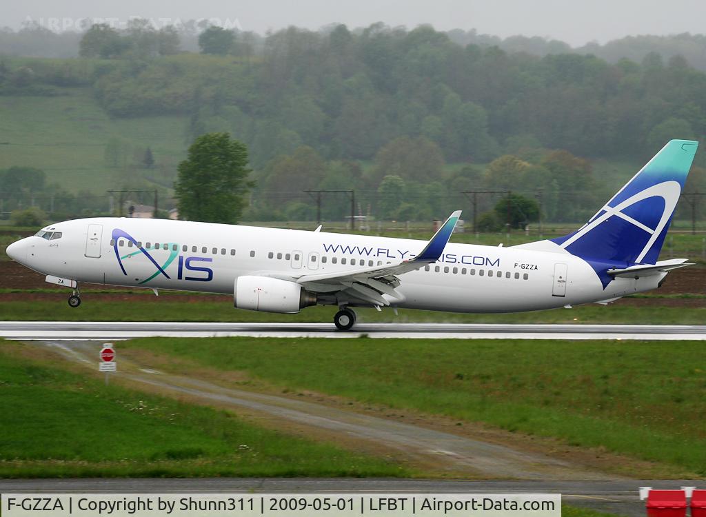 F-GZZA, 1999 Boeing 737-86N C/N 28591, Landing rwy 20