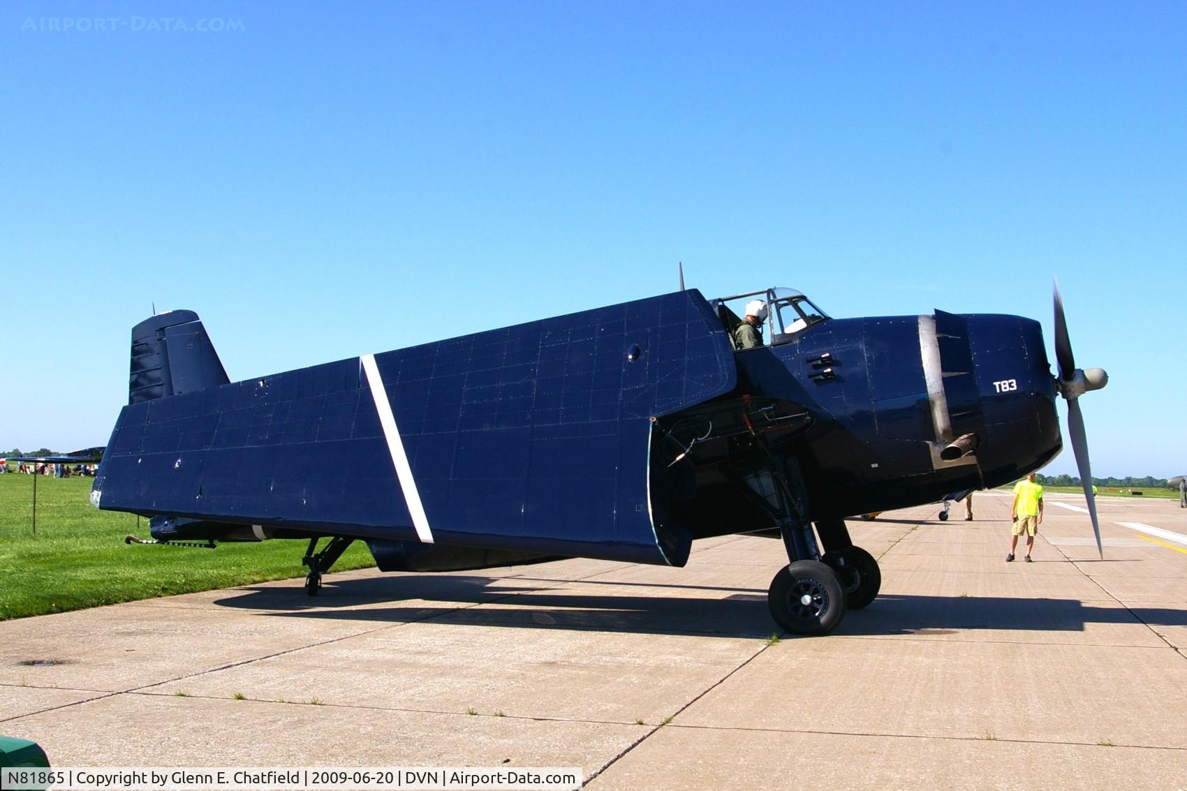 N81865, 1945 Grumman TBM-3E Avenger C/N 5632, Quad Cities Air Show