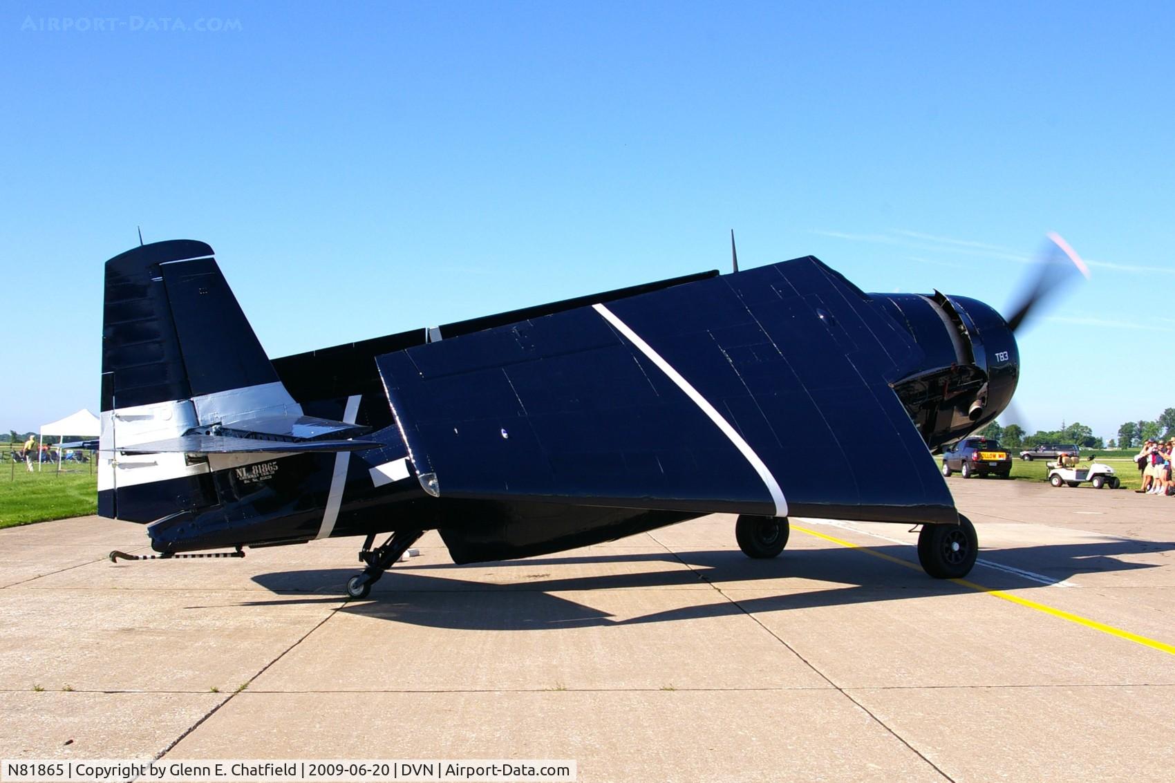 N81865, 1945 Grumman TBM-3E Avenger C/N 5632, Quad Cities Air Show