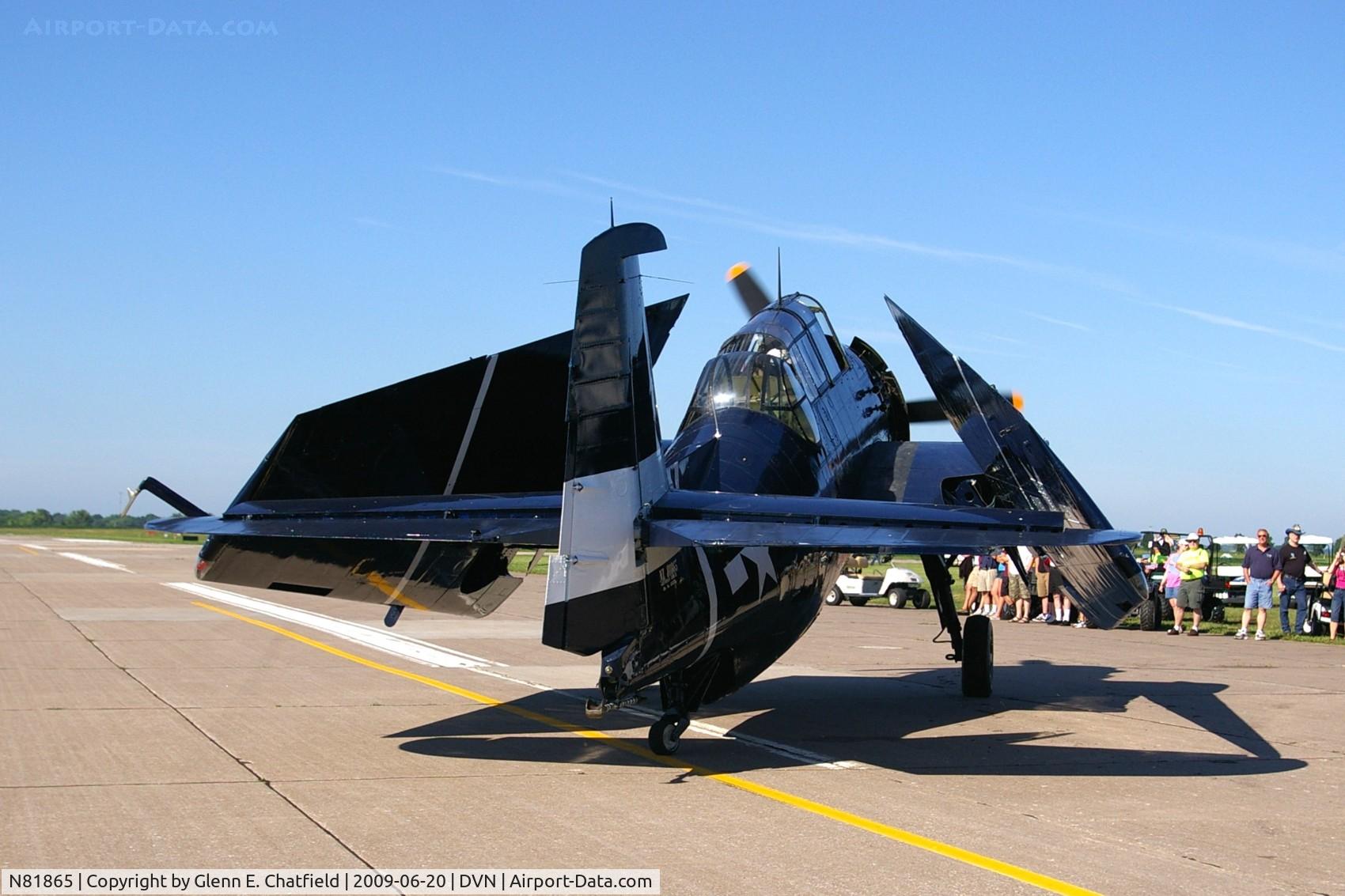 N81865, 1945 Grumman TBM-3E Avenger C/N 5632, Quad Cities Air Show