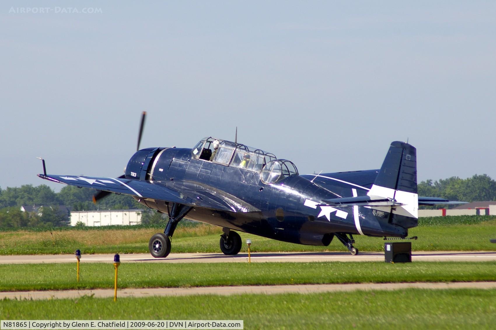 N81865, 1945 Grumman TBM-3E Avenger C/N 5632, Quad Cities Air Show