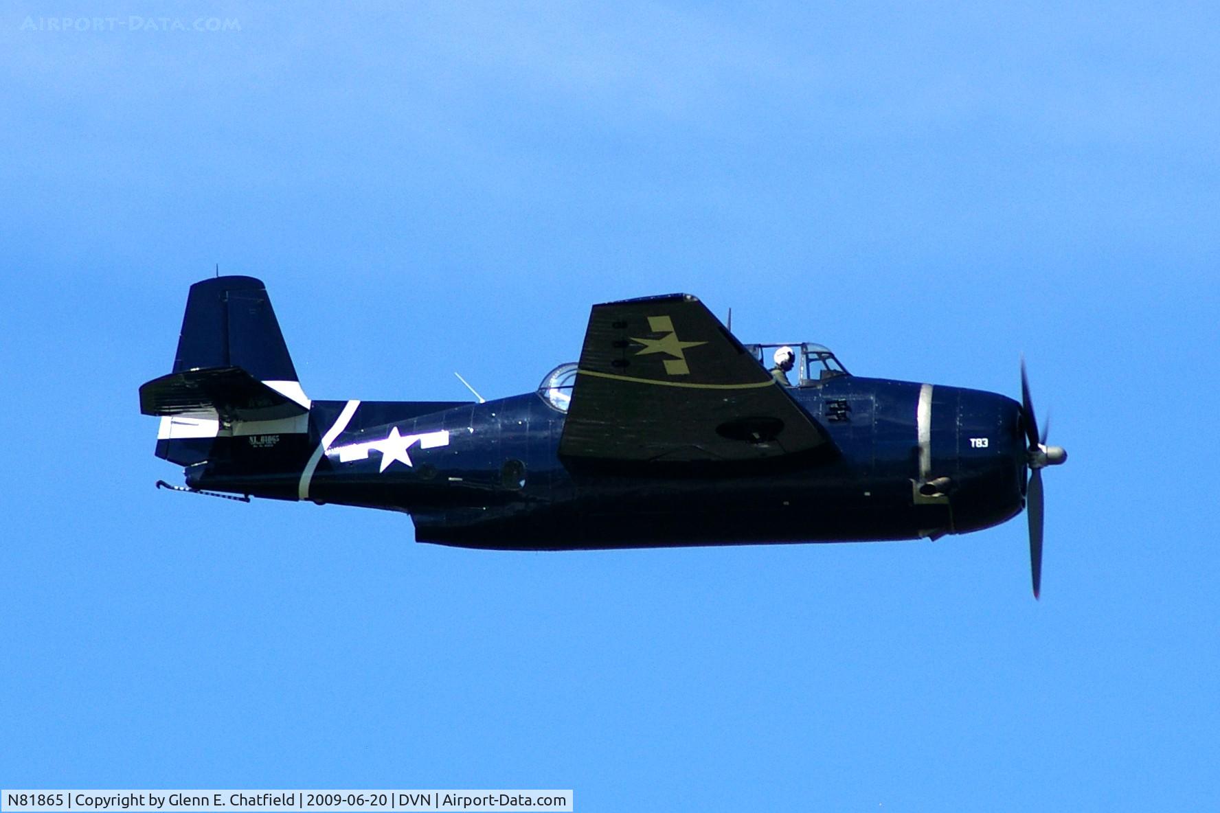 N81865, 1945 Grumman TBM-3E Avenger C/N 5632, Quad Cities Air Show