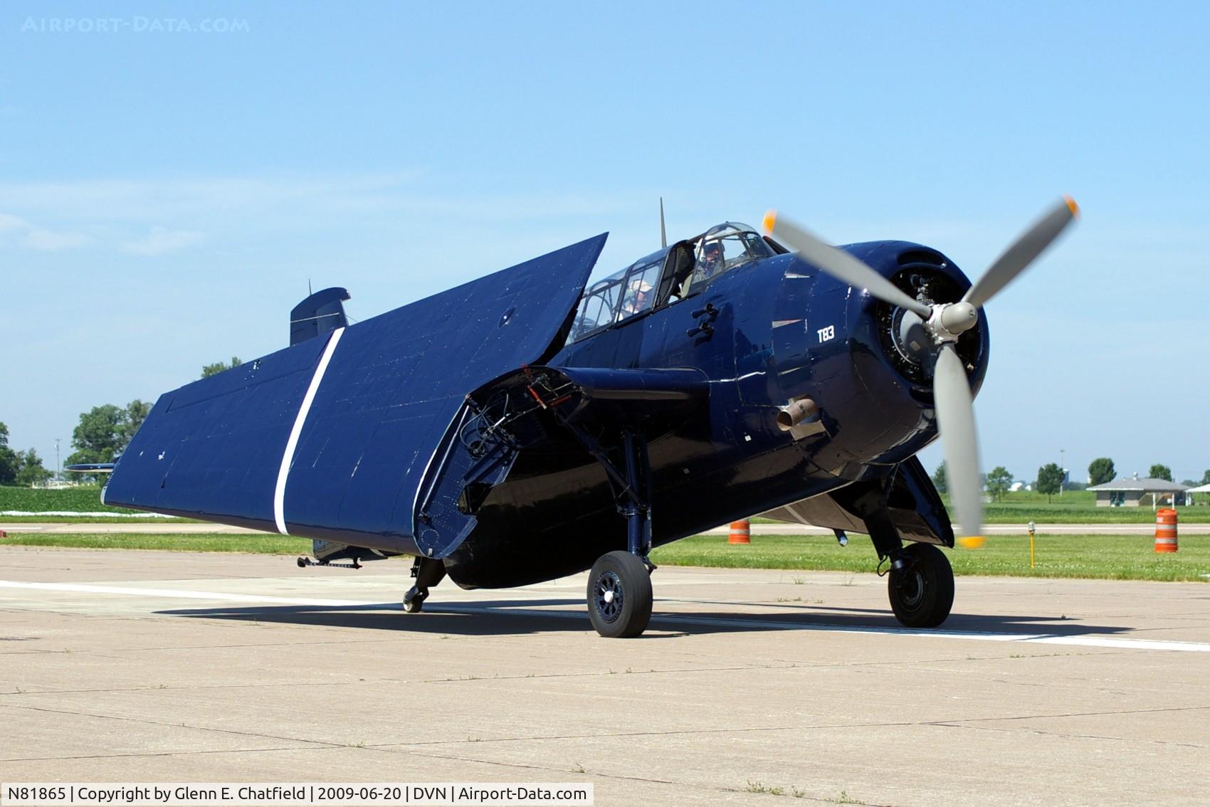 N81865, 1945 Grumman TBM-3E Avenger C/N 5632, Quad Cities Air Show