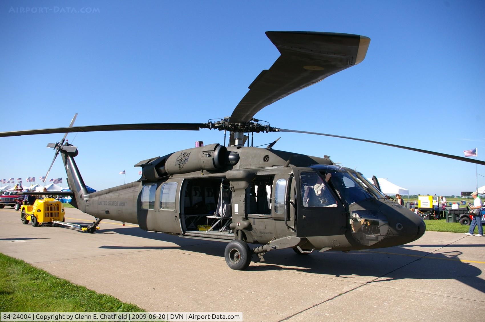 84-24004, 1984 Sikorsky UH-60A Black Hawk C/N 70.845, Quad Cities Air Show.  tugging over for display