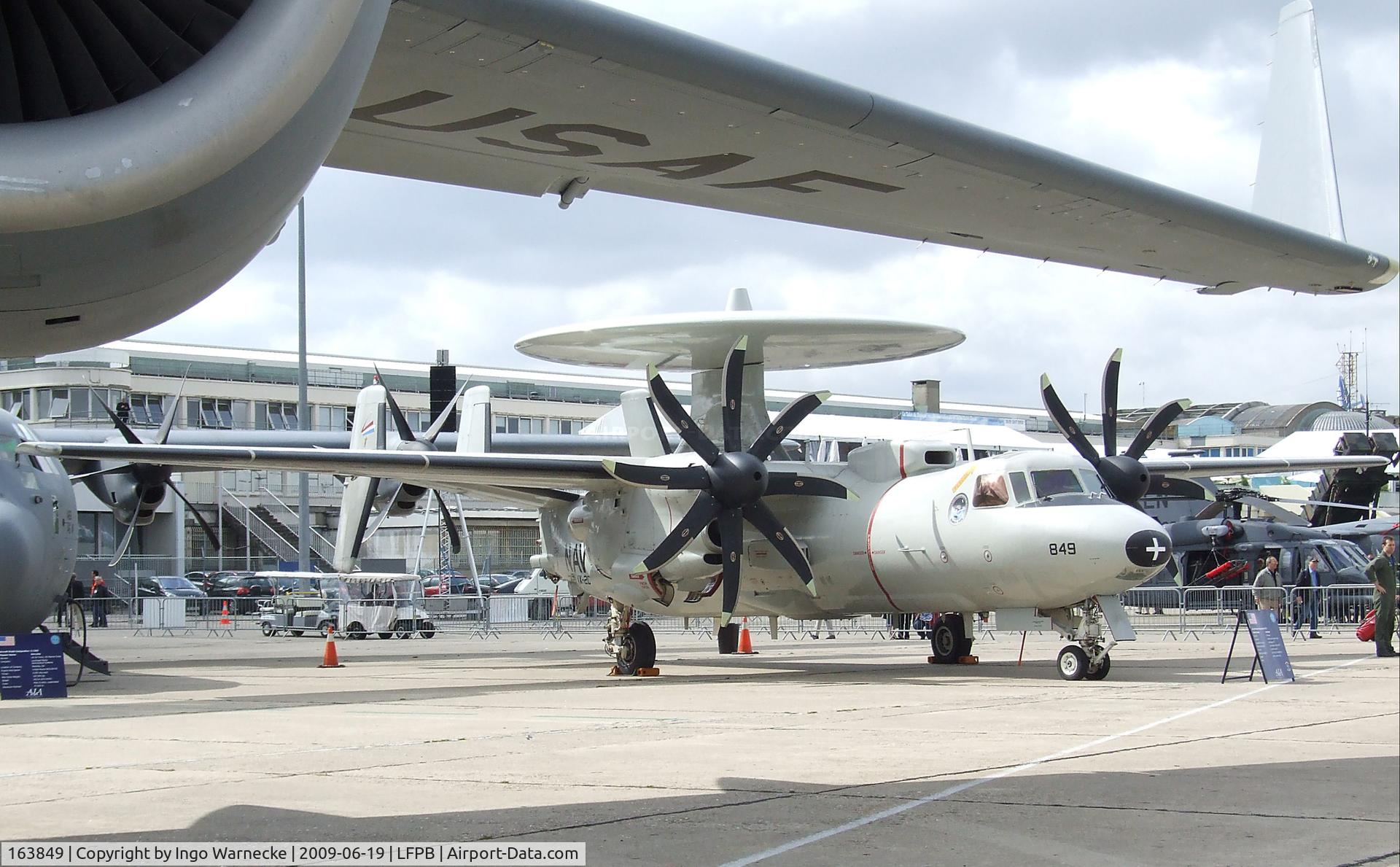 163849, Grumman E-2C Hawkeye Group 1 C/N A52-130, Grumman E-2C Hawkeye 2000 of US Navy at the Aerosalon 2009, Paris