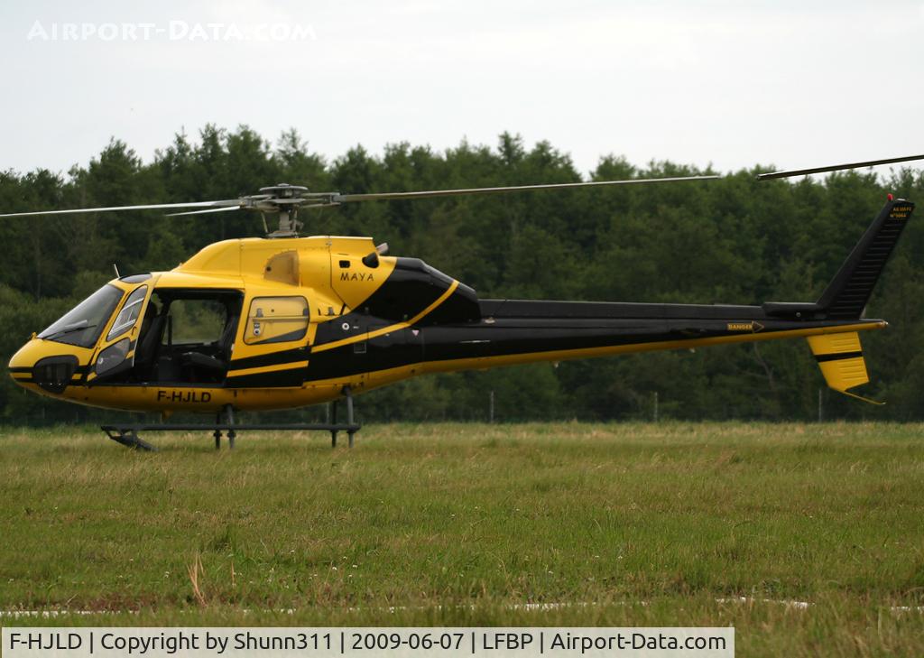 F-HJLD, 1981 Eurocopter AS-355F-2 Ecureuil C/N 5064, Used for first flight during LFBP Open Day 2009
