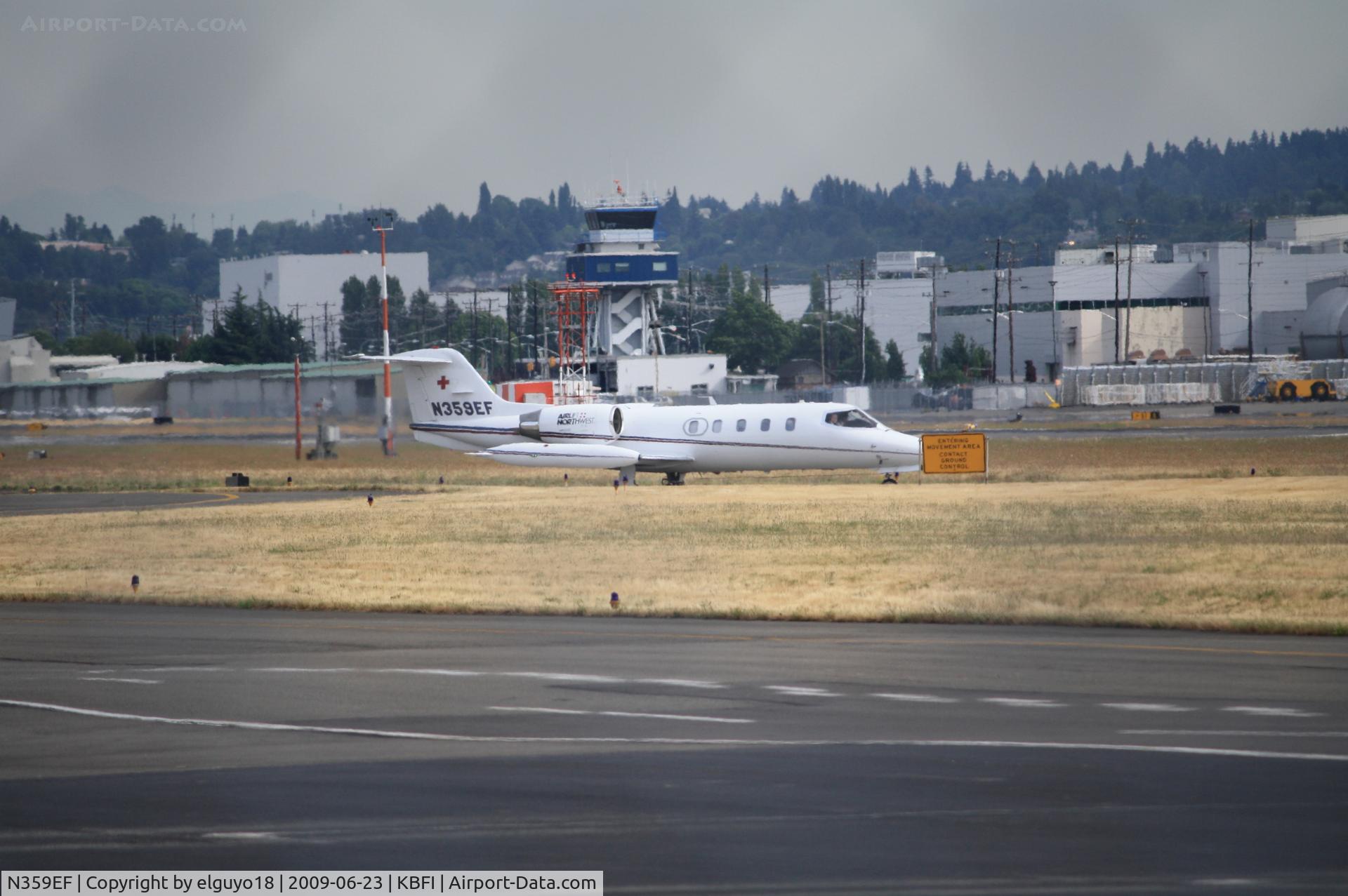 N359EF, 1978 Gates Learjet 35A C/N 193, READY FOR take off