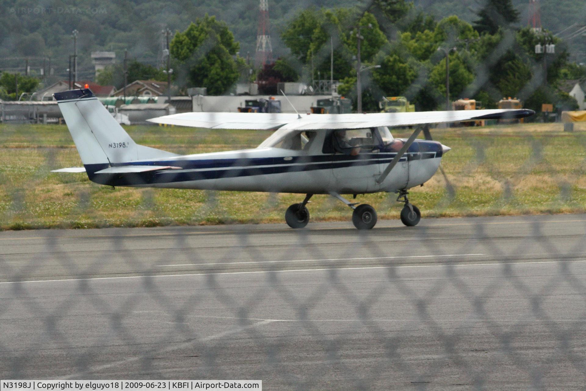 N3198J, 1966 Cessna 150G C/N 15065898, AFTER A FLIGHT SESION