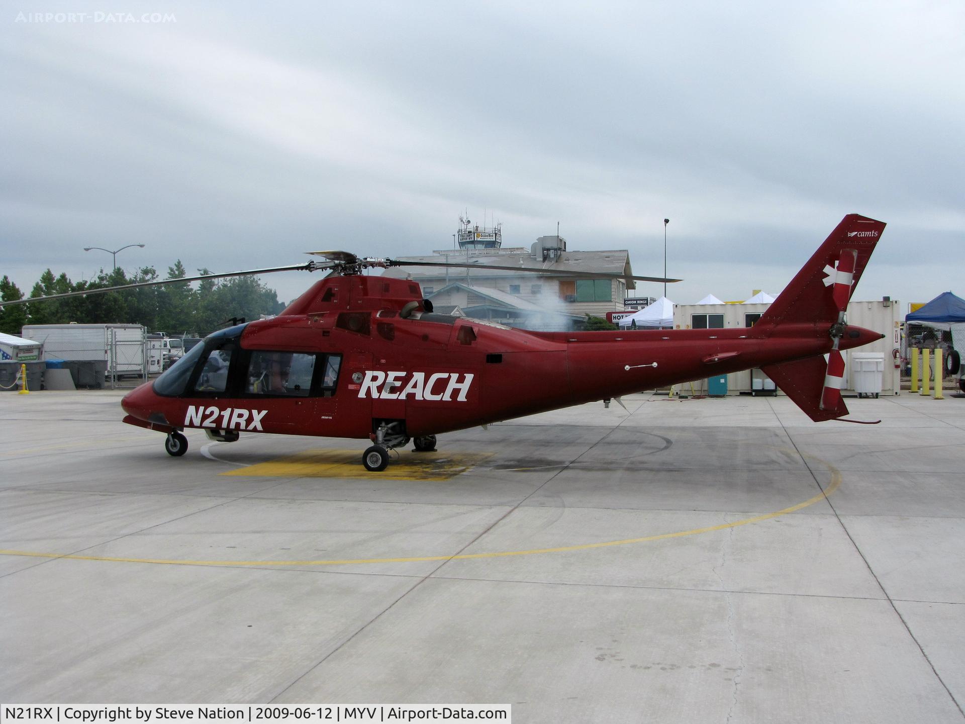 N21RX, Agusta A-109 C/N 7131, REACH air medical Agusta Spa AGUSTA A109, c/n: 7131 ready for mission