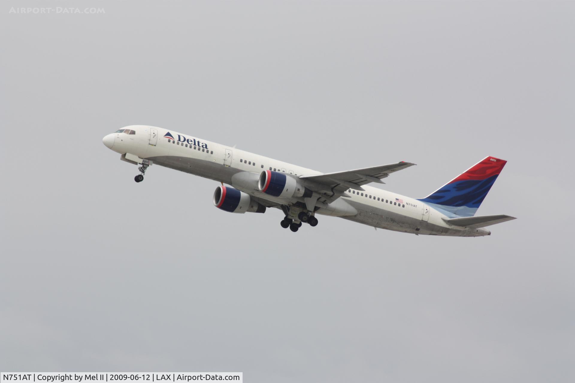 N751AT, 1984 Boeing 757-212 C/N 23125, DAL1767 - KLAX-PHKO - Departing RWY 25R