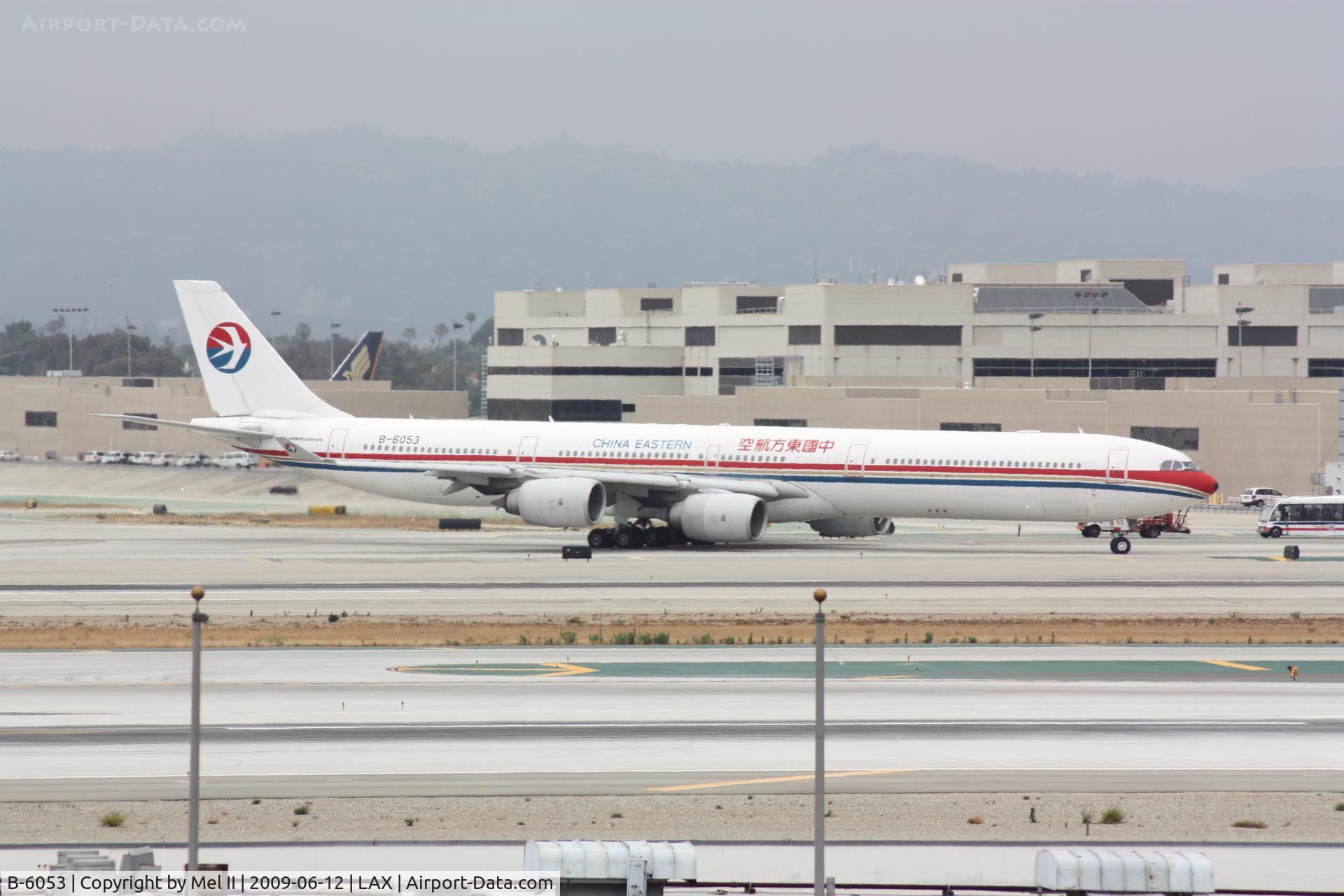 B-6053, 2004 Airbus A340-642 C/N 577, CES586 - KLAX-ZSPD - Taxiing For Departure RWY 25R